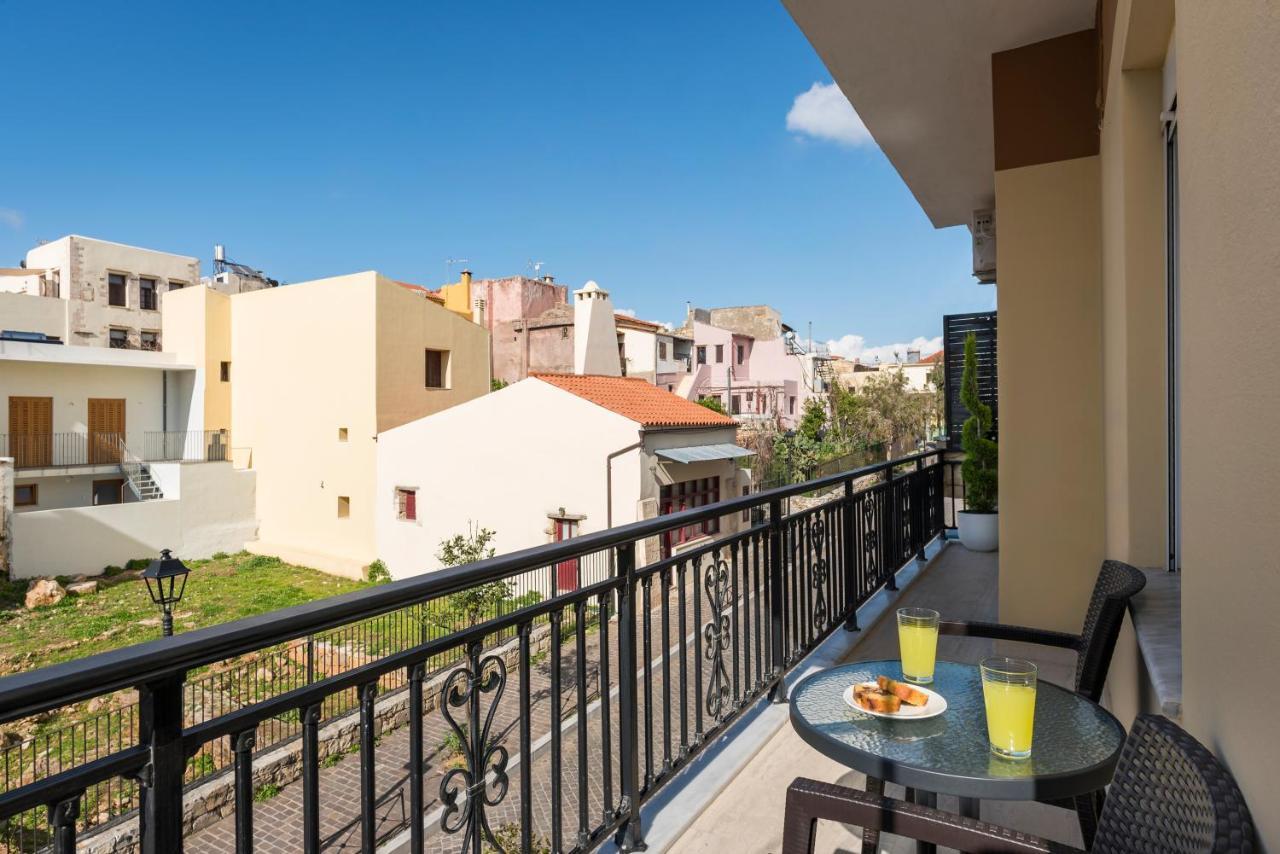 Old Harbor Apartment Luxury Living Chania Chania  Bagian luar foto